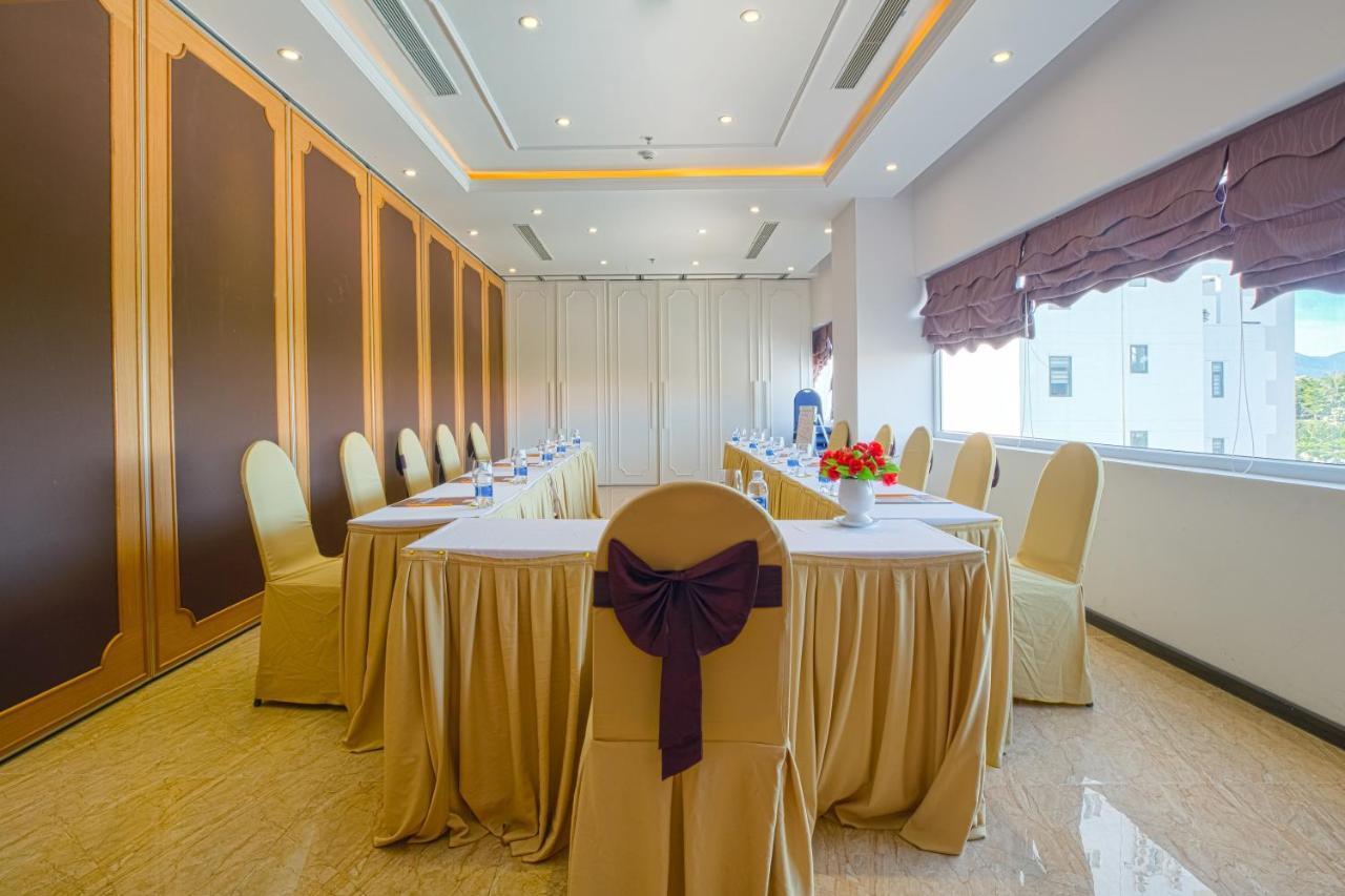 Sea Phoenix Hotel Da Nang Exterior foto